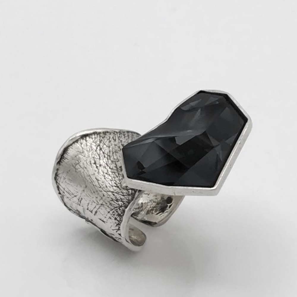 💫SWAROVSKI 💫Crystal ring by MoTyLe